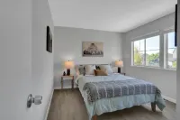 Napa, Sonoma, SF, Six Flags & Ferry in Minutes!