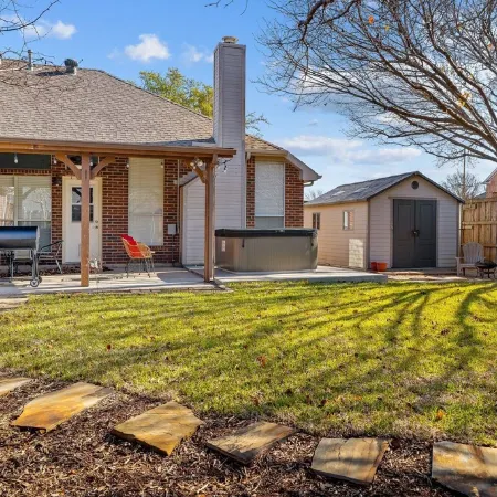 Relax at Frisco Escape Oasis Home with Spa