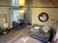 Looking for a getaway? This is the perfect cottage for you.  Pet friendly!