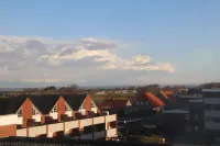 Our cozy apartment in the apartment house Norderney is about 40 square meters. Hotel a Dornum