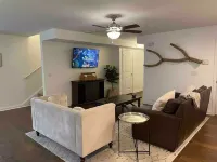 Cheerful Three-Bedroom Residential Home
