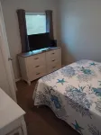 ALMOST HEAVEN! Come enjoy this PET FRIENDLY 3br 2ba sleeps 8 oasis + golf cart