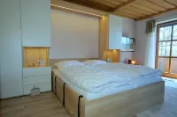 Dream apartment "Dreisessel" with Sauna and swimming pool near Passau Hotels in Hauzenberg