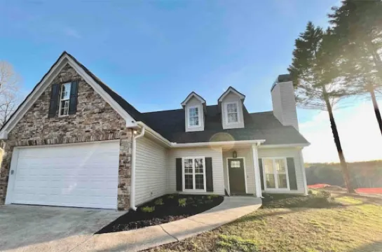 Lake Lanier House 2