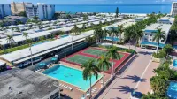 3 Bedroom 2 Bath Palm Bay club Walk out patio ground floor