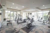 Tranquil Beach Front 2Bed 2Bath Condo with Large Patio - Family Friendly