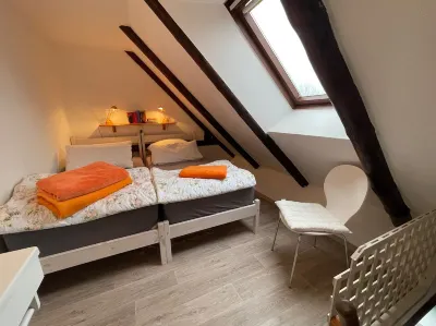 Urlaubsparadies am Deich, Wohnung Uhle Hotels in der Nähe von ev. luth. Heilig-Kreuz Kirche Pakens/Hooksiel