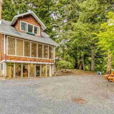 Cozy Blueberry Cottage Studio King Bed, Kitchenette, Hotel Exterior