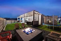 New house! Hot Tub and fire-pit waiting for you.