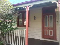 Grevillea Cottage - Family and Group Getaways