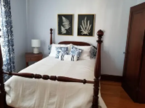 1930s West Virginia Charmer