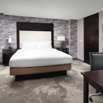 DoubleTree by Hilton Chattanooga Downtown