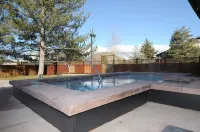 Beautiful Studio Just Minutes To Ski Resorts & Downtown