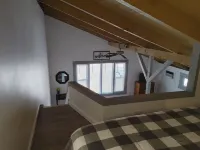 Cozy Apt close to the Catskill Park,Skiing, Hiking and more!