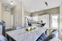 Clean and Chic Home In Overland Park