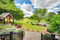 Come relax in a family friendly cabin w/ great amenities and a lake nearby! - WiFi
