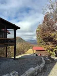 Great Smoky Mountains Retreat