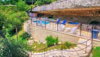 The Treehouse on Lake Travis