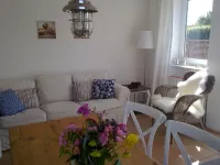 Beautiful vacation home, 150m to sandy beach with own beach chair, garden, sauna, WLAN