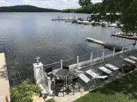 Waterfront Lake Winnipesaukee Luxury Family House with  Private Water /Dock