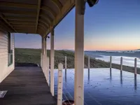 Macedon Ranges Views, Spring Hill via Kyneton Hotels in Kyneton