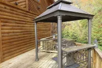 Casa Lago Lakefront on Watauga Lake, covered boat dock, boat slip, water toys