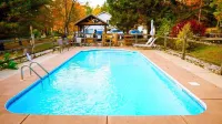 Beautiful property with hot spa and private swimming pool. Has king bed & more. - Pools