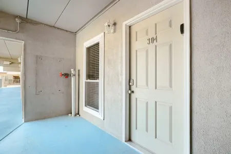 1 BR Wildwood Condo, Slps 4, w/Ocean Views, Pool, WiFi, Xbox, Near Everything Отели рядом с достопримечательностью «Wildwood Boardwalk»