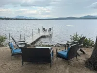 Lakefront home on Ossipee Lake with dock and gorgeous views Hotéis em Ossipee