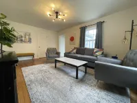 Cozy home in historic Hillsdale