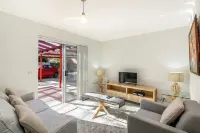 BRADDON TRANQUILITY AND PRIVACY