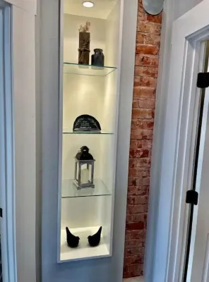 Manitou Apartment 2B