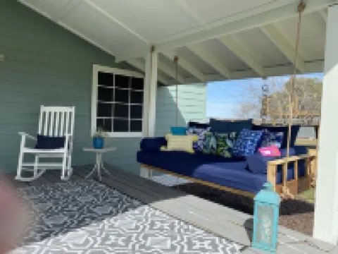 Lakehouse Birdwatcher Paradise Hotels in Live Oak County