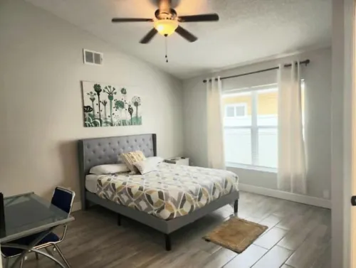 Cozy private house in Orlando Hotels in Union Park