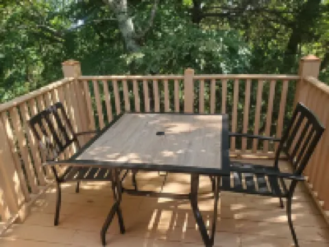 Lucky's - Adorable Cottage by the Beaver Lake Sailboat Club