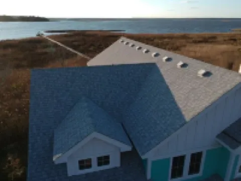 SOUND FRONT PRIVATE GUEST APARTMENT!