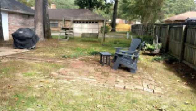 Large House with a Living Room and Game Room; Sleeps 10