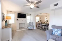 Downtown Bradenton Gem: 3-Bed Luxury Haven