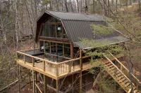 Winter Sale! Hot Tub! Great Location! Feels Secluded! 15min to GSMNP & PF! Hotels near Judy Jones Pottery