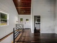 Curry Getaway on South Bay Lake Property Hotels in Walker County