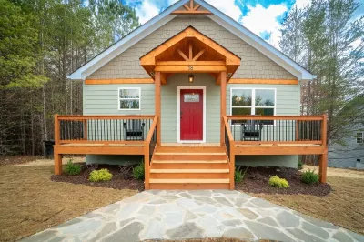 3rd Night Free Thru June w/ 2 Night Stay-Walk to Downtown Helen