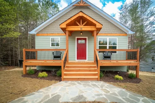 Oktoberfest Specials Happening Now on 3 Night Stays! Walk to Downtown Helen