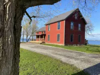 Red House Lodge Отели в г. Clinton County