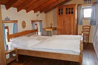 Holiday Home from the 15 century in the historic centre of Muslone