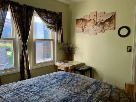 Hunter Mountain Getaway House, newly renovated Отели рядом с достопримечательностью «Hunter Mountain NY Snow Tubing»