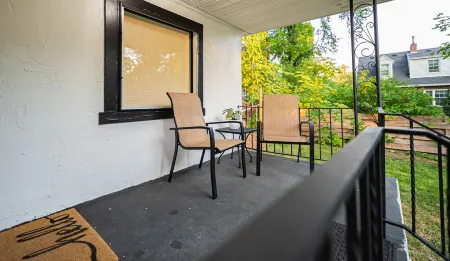 Cozy Farmhouse Suite