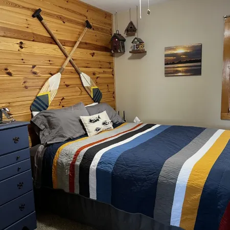 Fish Hook Cabin-Cozy cabin on Lake Osakis with sunsets, fishing & nature abound