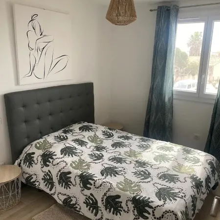 House 130 metres from the sea