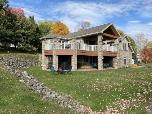 Beautiful Lake House in Point Chautauqua- Available Year Round! NEW BUNK ROOM