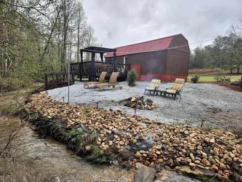 Lazy Bear Retreat by the Creek